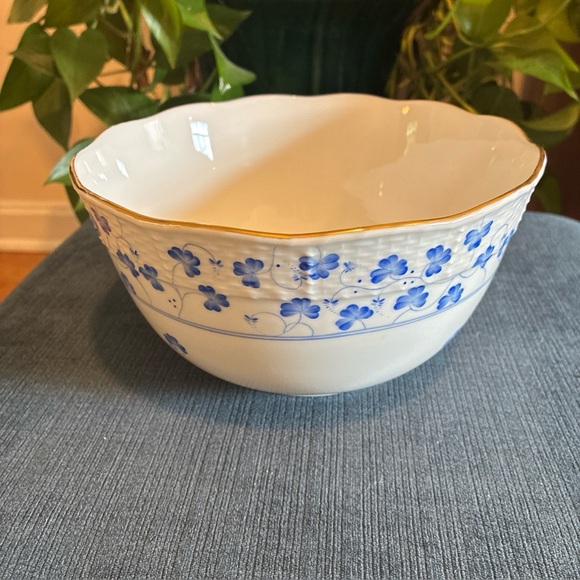 Herend 7” round vegetable bowl Rachael blue clover